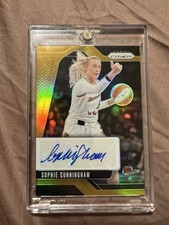 2024 Panini Prizm WNBA Sophie Cunningham 9/10 Jersey Match Auto Gold