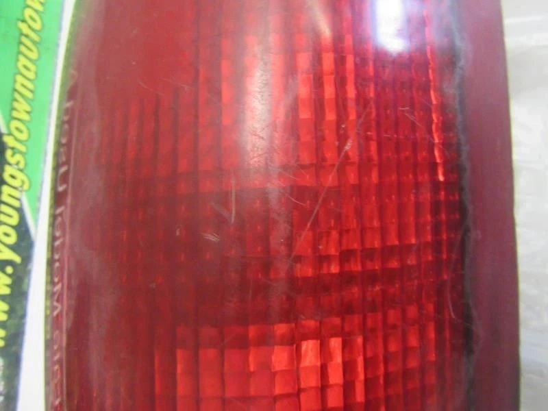 Driver Left Tail Light Fits 90-00 CHEVROLET 2500 PICKUP 1631859 Foto 4 de 4