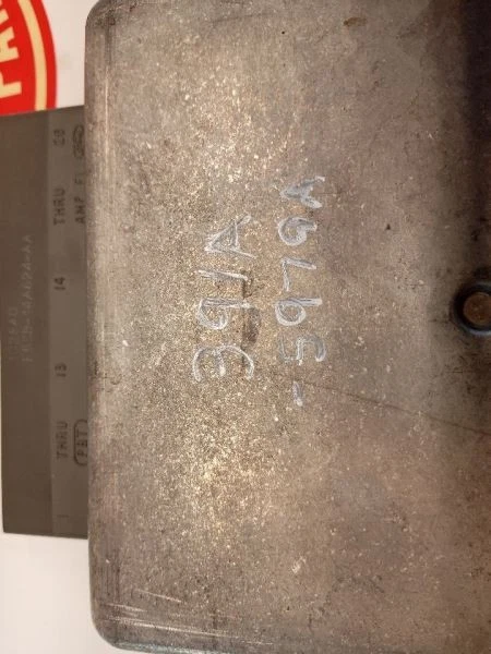 Модуль управления ECM двигателя IM5F12A650RA DOHC автоматический 2001 Ford FOCUS 9663508 - Изображение 2 из 4