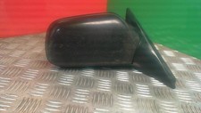 Retroviseur droit (ou coque) Mazda 626