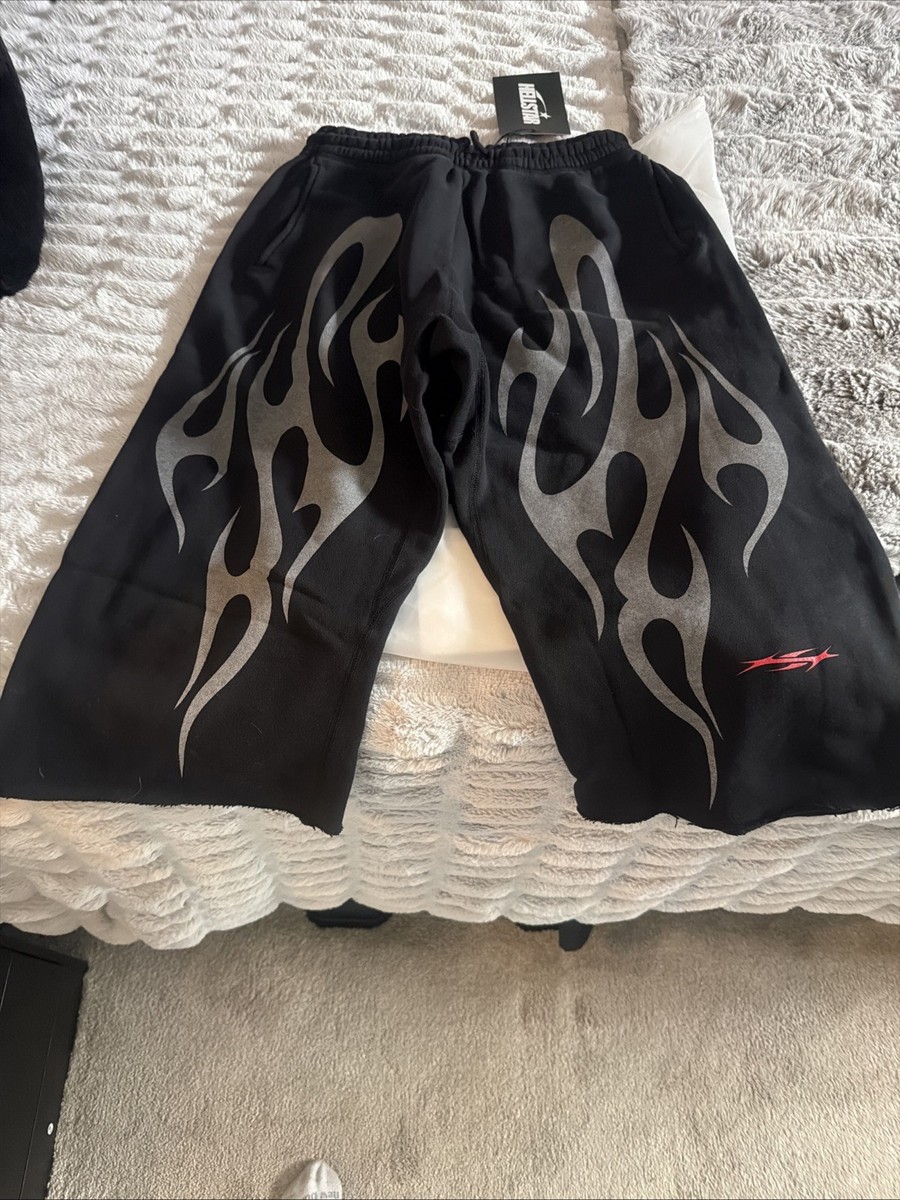 100% Authentic Hellstar Tribal Flame Three-Quarter Short Color