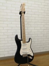 Guitare électrique FENDER