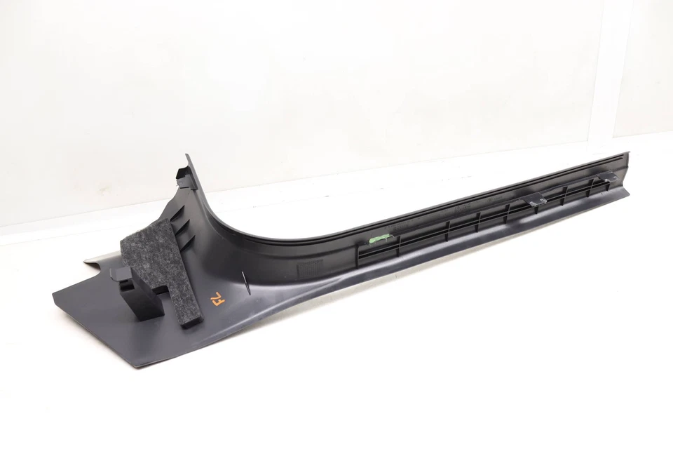 2015 MERCEDES-BENZ B ELECTRIC DRIVE - Tampa do painel frontal esquerda inferior KICK / ACABAMENTO - Imagem 4 de 4