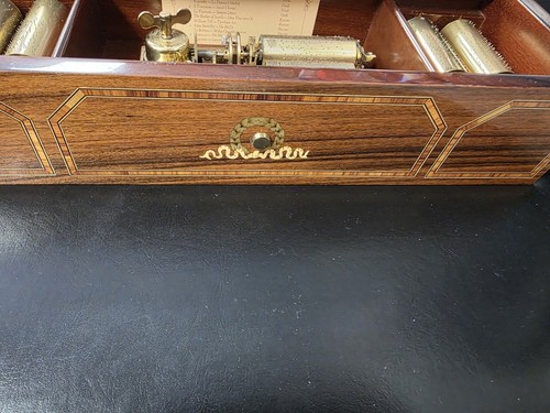 La Musica D'Italia Inlaid Grand Opera Music Box w/ Reuge Movement 16" x 6.5" - Picture 8 of 14