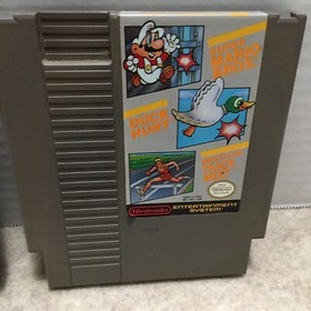 2 Game Lot Super Mario Bros  1 & 3-Duck Hunt-World Class Track Meet Nintendo NES