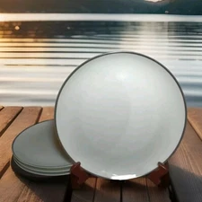 Harmony House China  Moderne Dinner Plates 10.25"   3545 White Platinum Serves 4