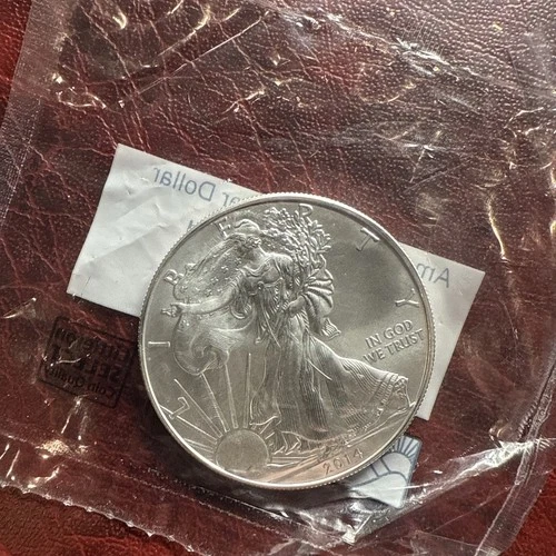 2014 American Eagle Silver Dollar / 1 oz .999 Silver / Uncirculated
