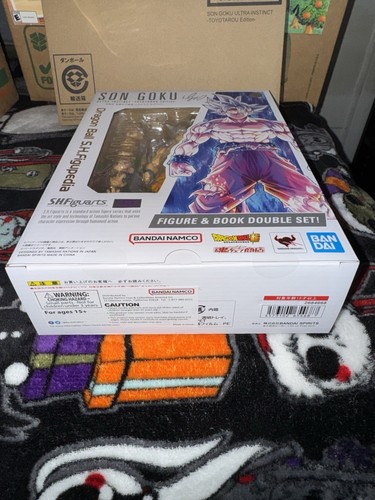 S.H. Figura Super Dragon Ball Edición Toyotaro Ultra Instinto Figuarts Son Goku - Imagen 6 de 9