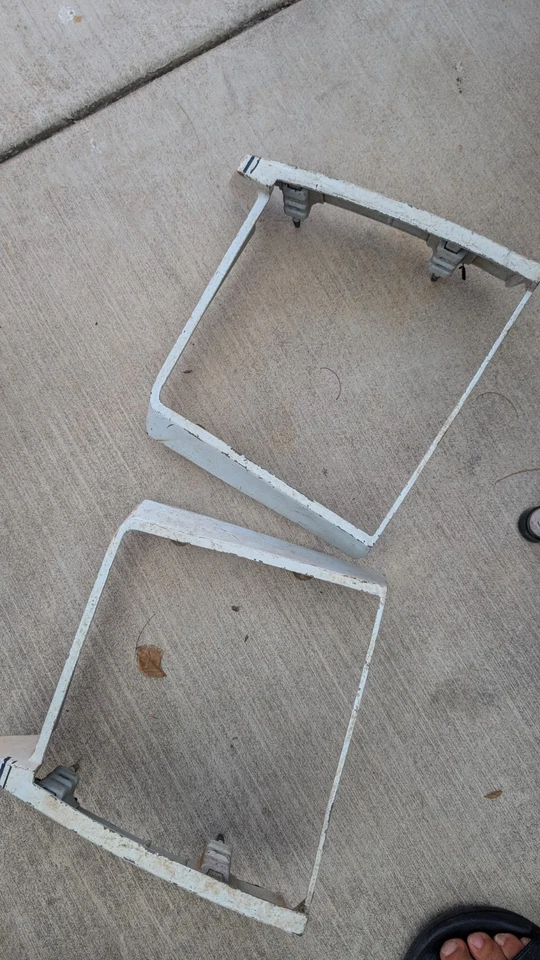 Pontiac Grand Prix 1979 y extensiones de panel de cuarto 1978 Foto 3 de 3