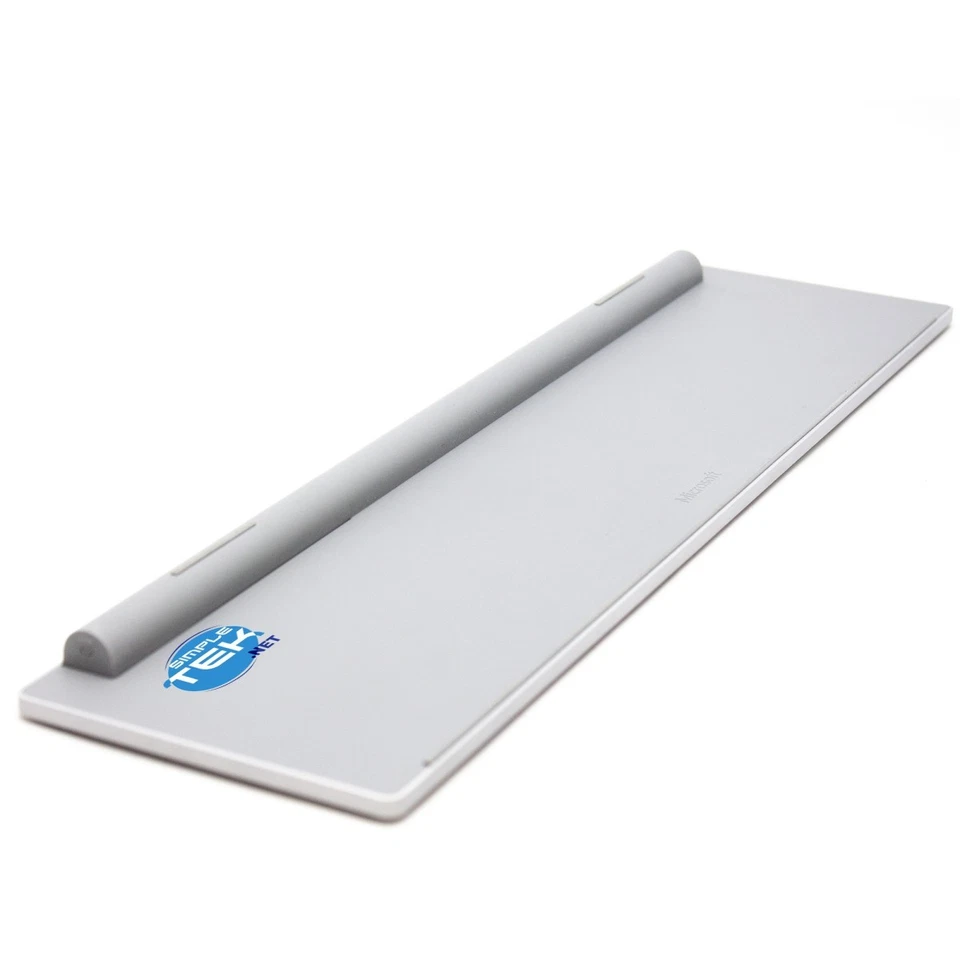 Microsoft Surface Keyboard Bluetooth Keyboard Spanish QWERTY Layout - Image 4 of 4