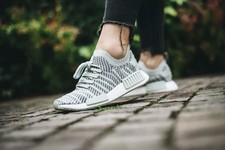 women's nmd_r1 stlt pk running shoe