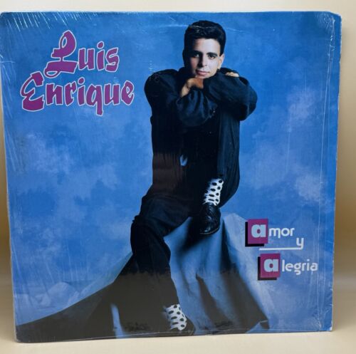 Luis Enrique “ Amor Y Alegria “CBS DCL-10546 VG+/VG #5222