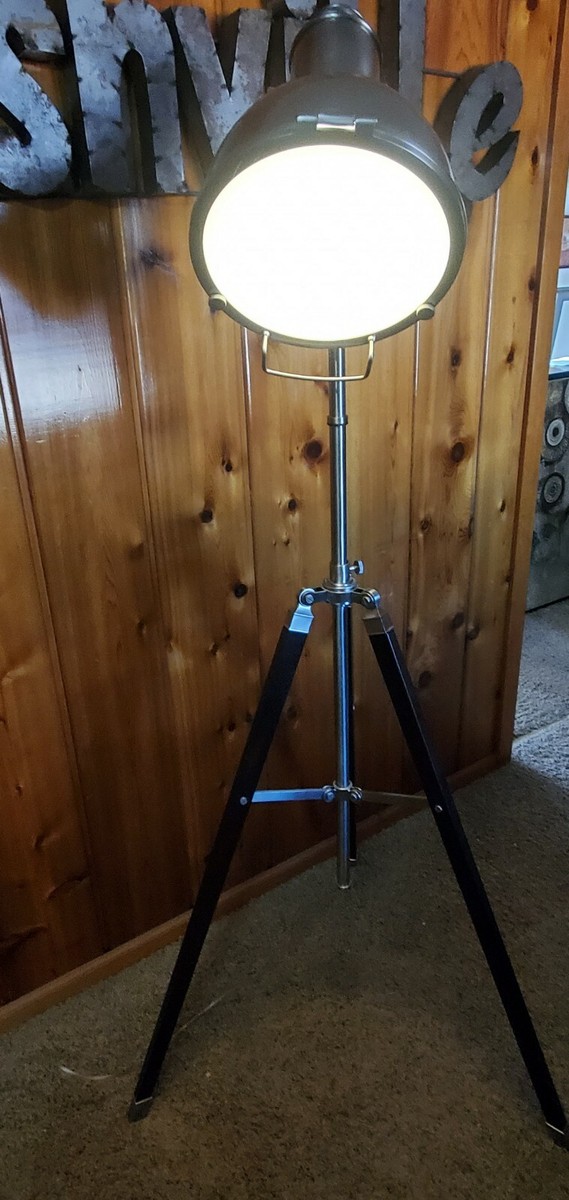 RARE Ethan Allen Retro Photographer's Floor Lamp Industrial