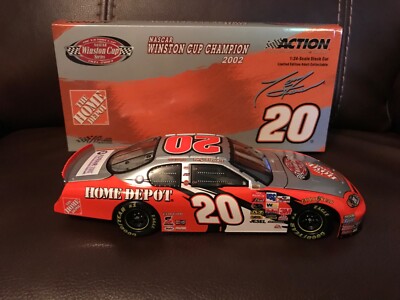 Tony Stewart #20 Home Depot/The Victory Lap 2003 NASCAR