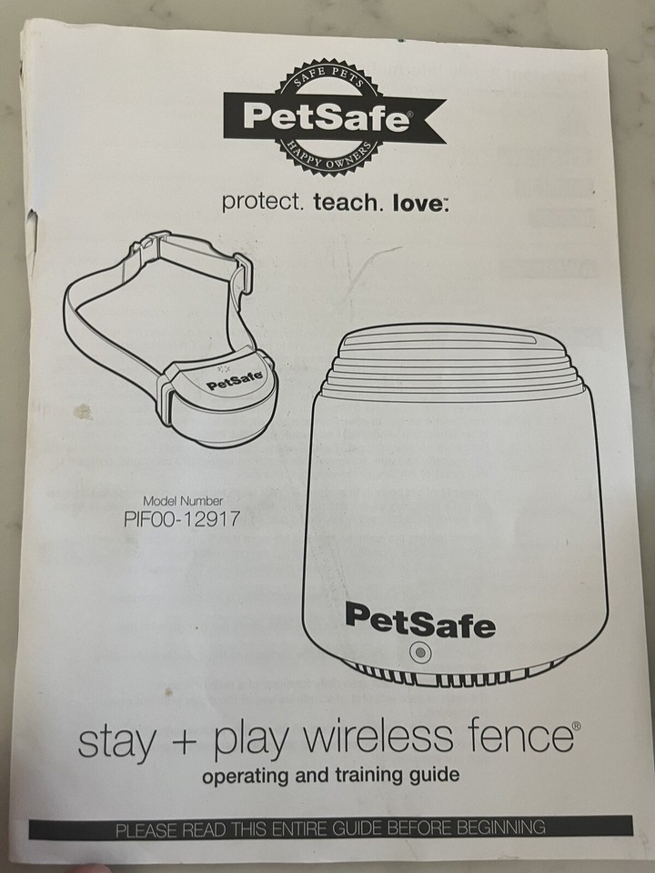PetSafe 3001070 Free to Roam Wireless Fence with 2 Collars and
