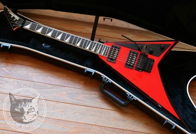 Jackson USA RR1 FR BVBK Randy Rhoads V Ferrari Red Bevels Black  