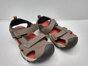 teva hurricane toe