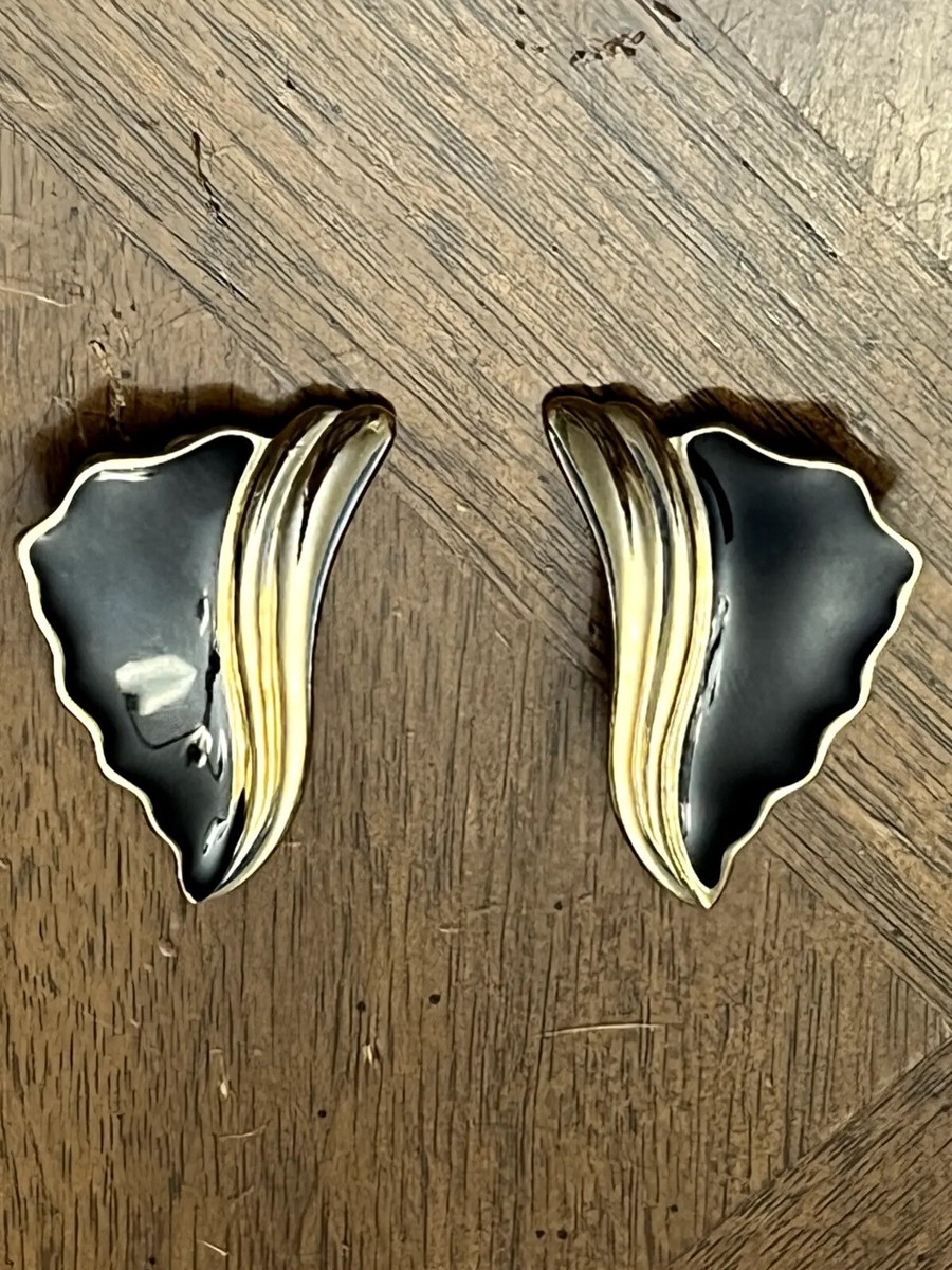 Vintage Trifari Stud Earrings Gold Tone Black Enamel Clip-Ons