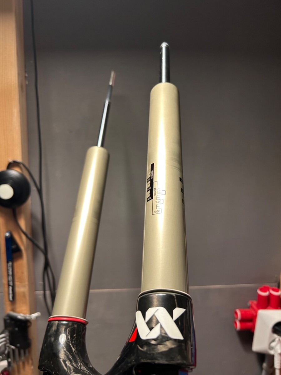 ROCK SHOX SID WORLD CUP エアサスペンション ジャンク ROCK SHOX SID WORLD CUP エアサスペンション ジャンク - メルカリ