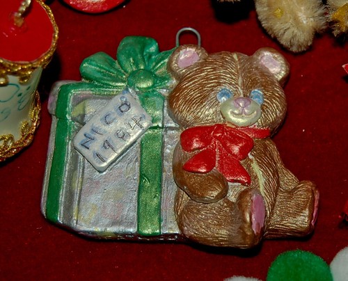 Vintage CHRISTMAS ORNAMENTS Mostly Ceramic Lot#203 1980's Nostalgia - Picture 6 of 6
