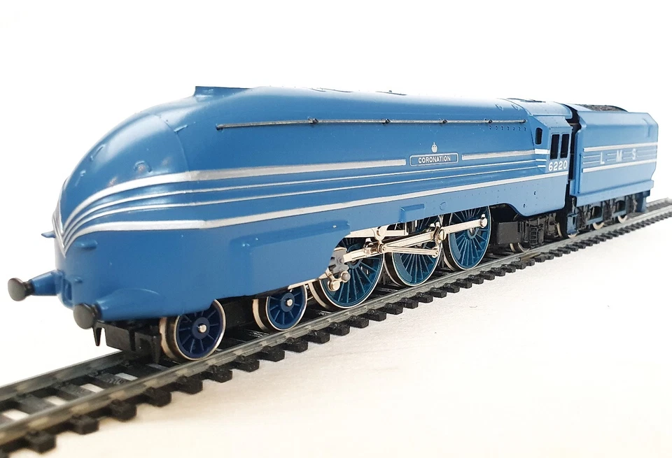 Hornby OO HO British LMS Class 7P "CORONATION" Streamline Steam Locomotive MIB! - Image 3 of 4