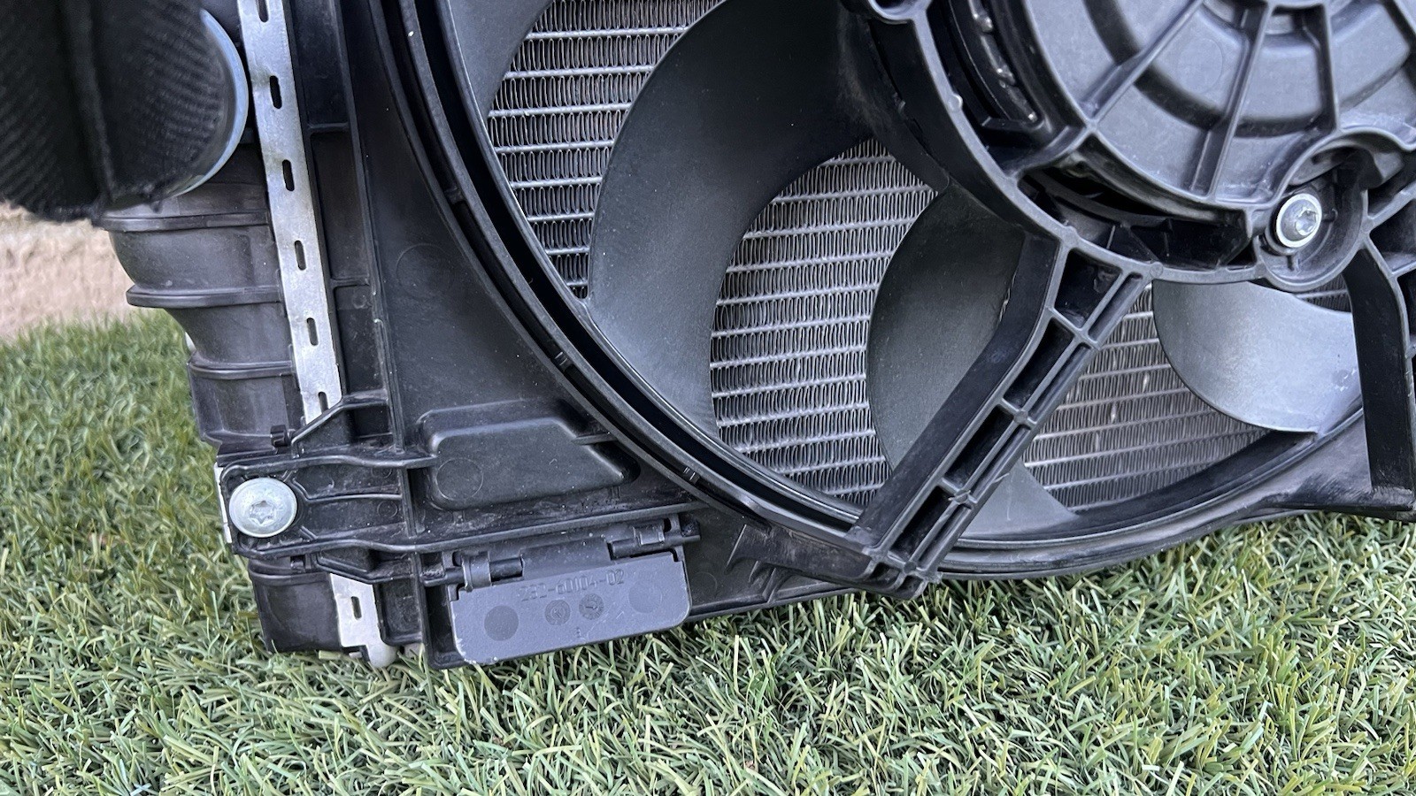 Lamborghini Huracan Right Side Radiator AC Condenser Cooling Fan Assembly OEM