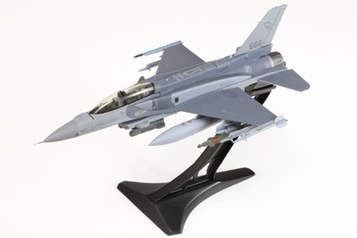 JCW-72-F16-019 JC Wings F-16D Fighting Falcon 1/72 Model #666 RSAF 145th Sqn