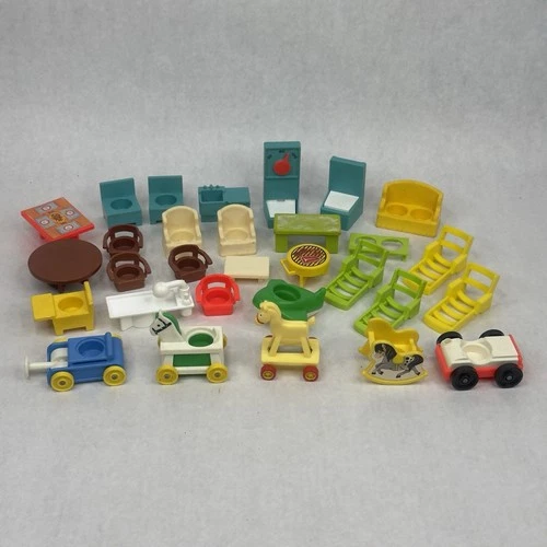 Lot of 30 VTG Fisher Price Little People Lot Accessories Desk Car Chairs Sink ++