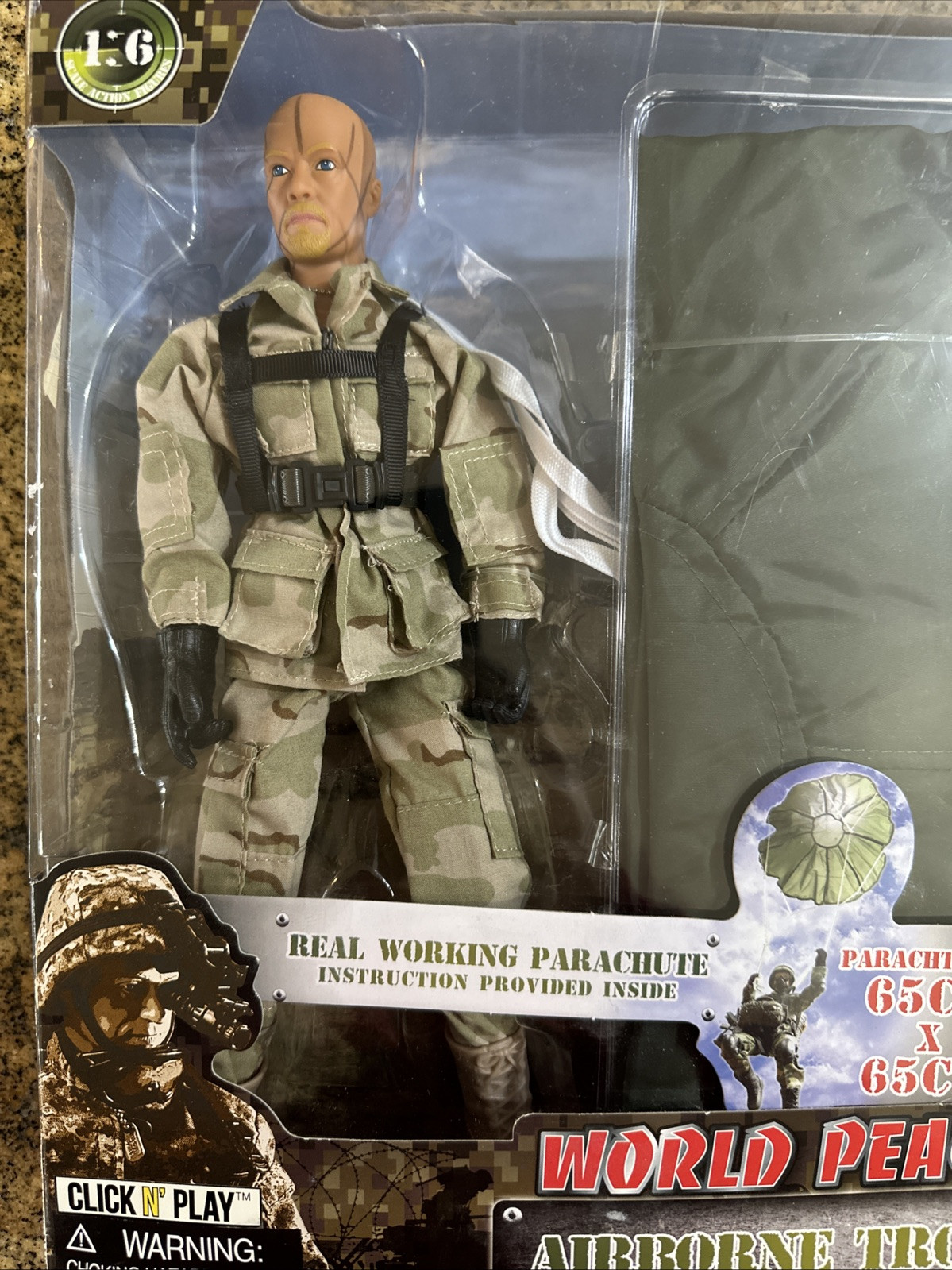 Click N Play World Peacekeepers Airborne Paratrooper (Halo) Set Incomplete