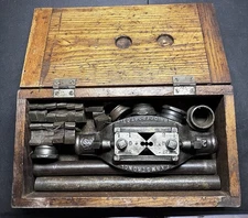 Vintage F. ARMSTRONG #2 Pipe Threader Kit Bridgeport CT. USA Antique Tool