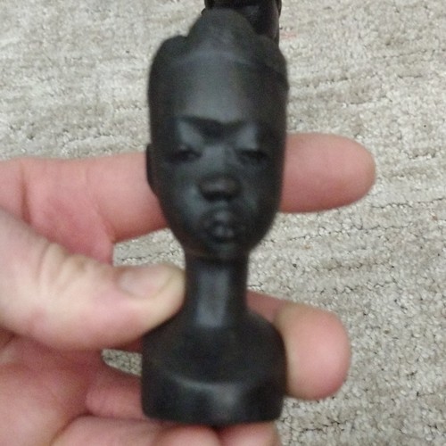 Hand Carved African Wooden Pair Bust Figurines Handmade Sculpture Art - Picture 4 of 5