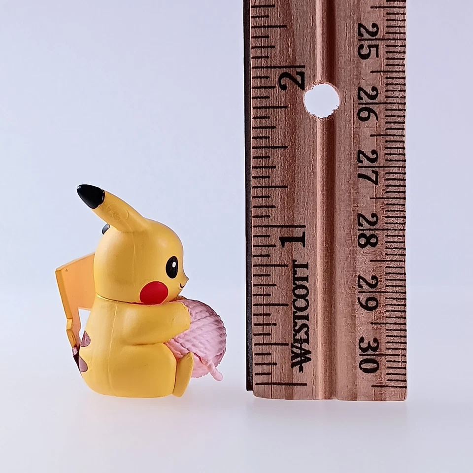 Pikachu Pokemon Nukunuku Cozy Time Mascot Figure dal Giappone - Immagine 2 di 4
