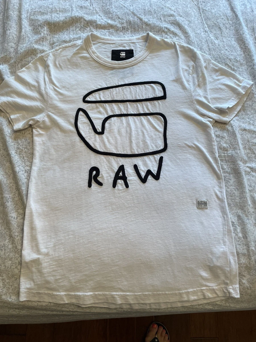 White g online star t shirt