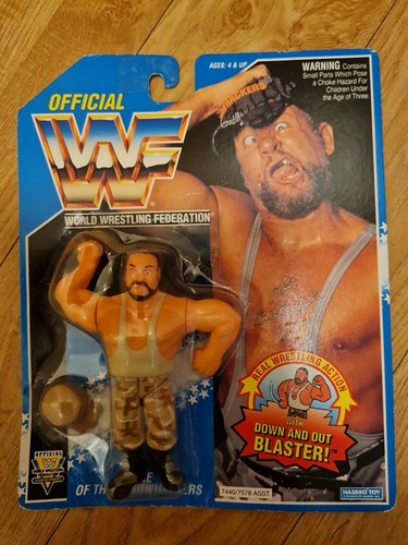 WWF Hasbro MOC bushwacker Luke In Protective Case ...