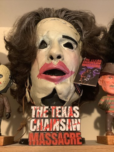 Texas Chainsaw Massacre logo display s horror Studio - Picture 10 of 15