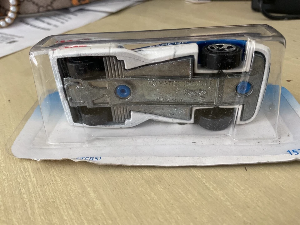 Hot Wheels 1988 azul/branco HWSA Hot Wheels unidade de resgate administração espacial - Imagem 4 de 4