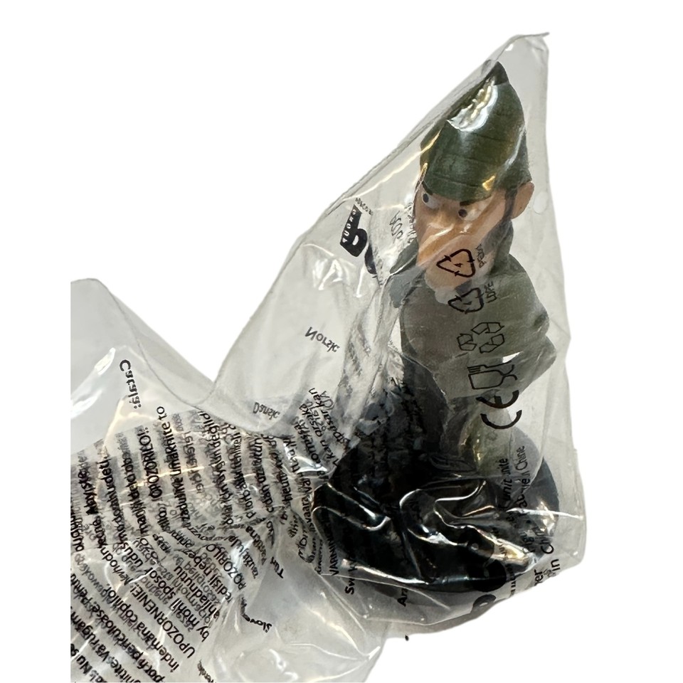 PCO Sherlock Gnomes Lot 2 Gnome Sherlock Holmes Movie Cup Top Figures