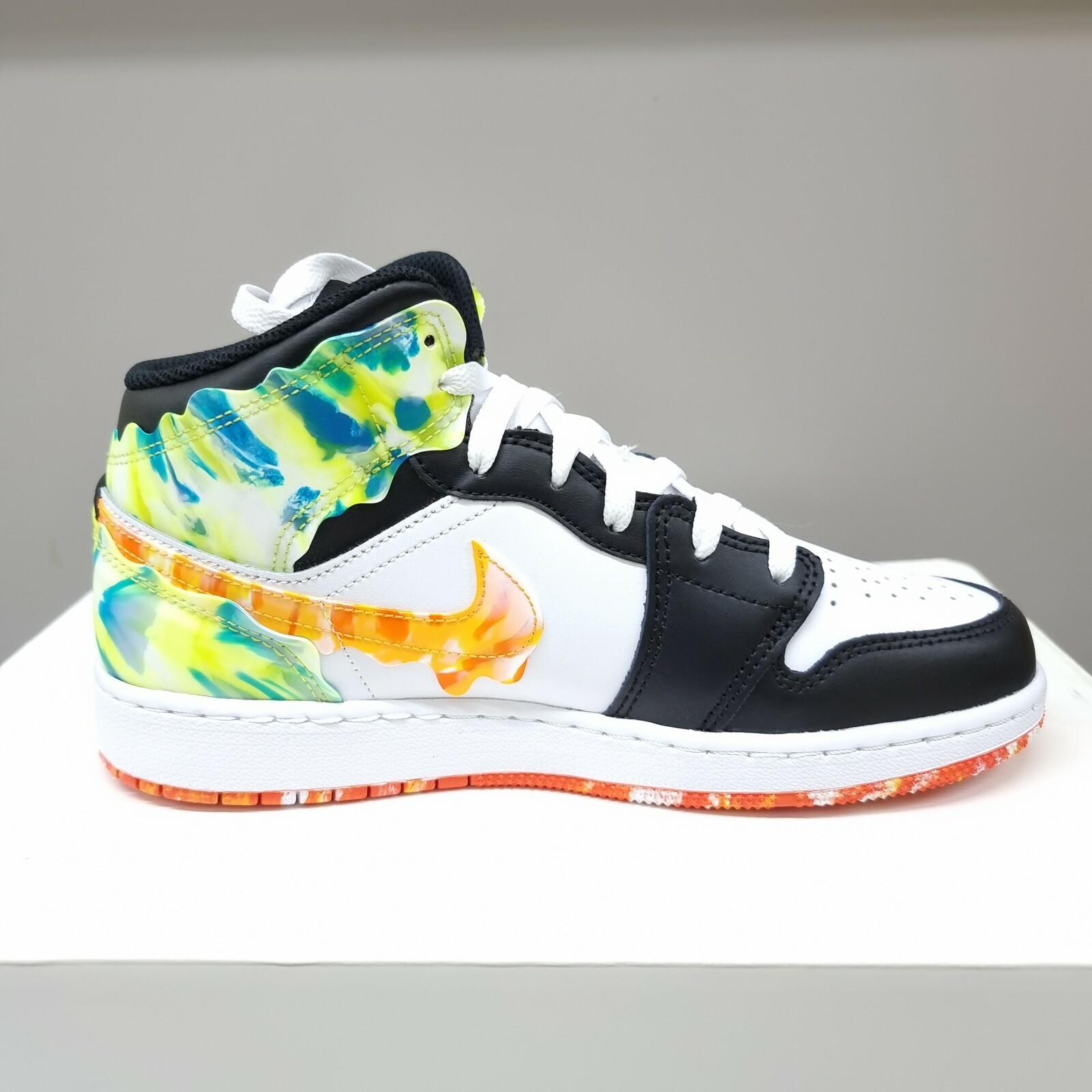 NIKE AIR JORDAN 1 MID SE (GS) "DRIP" (DJ6563 038) TRAINERS VARIOUS SIZES image 7