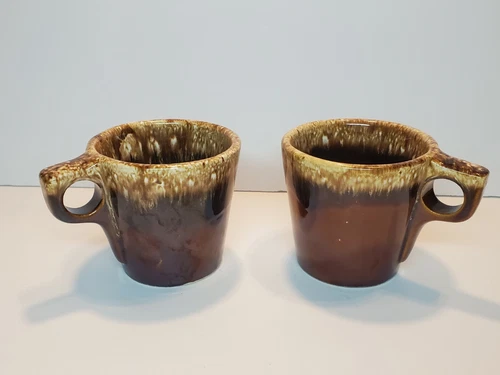 Pair Of 2 Vintage Hull Ovenproof Ceramic Drip Glaze Coffee Mugs Brown Pottery US