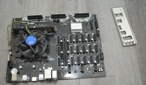 Asus B250 Mining Expert HDMI, Intel Celeron G3900 2,80 Ghz, 4GB DDR4 2133 MHz
