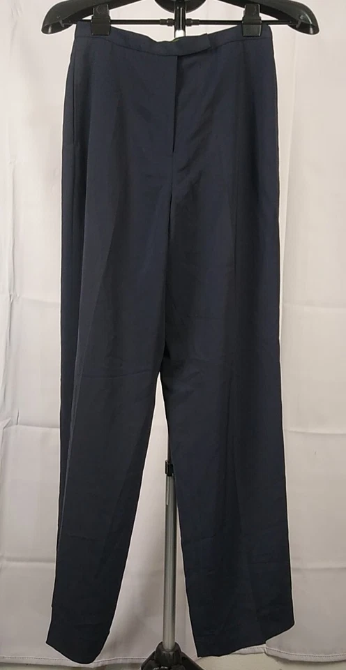 Pantalones para mujer Eddie Bauer calce relajado azul marino talla 6 Foto 2 de 4