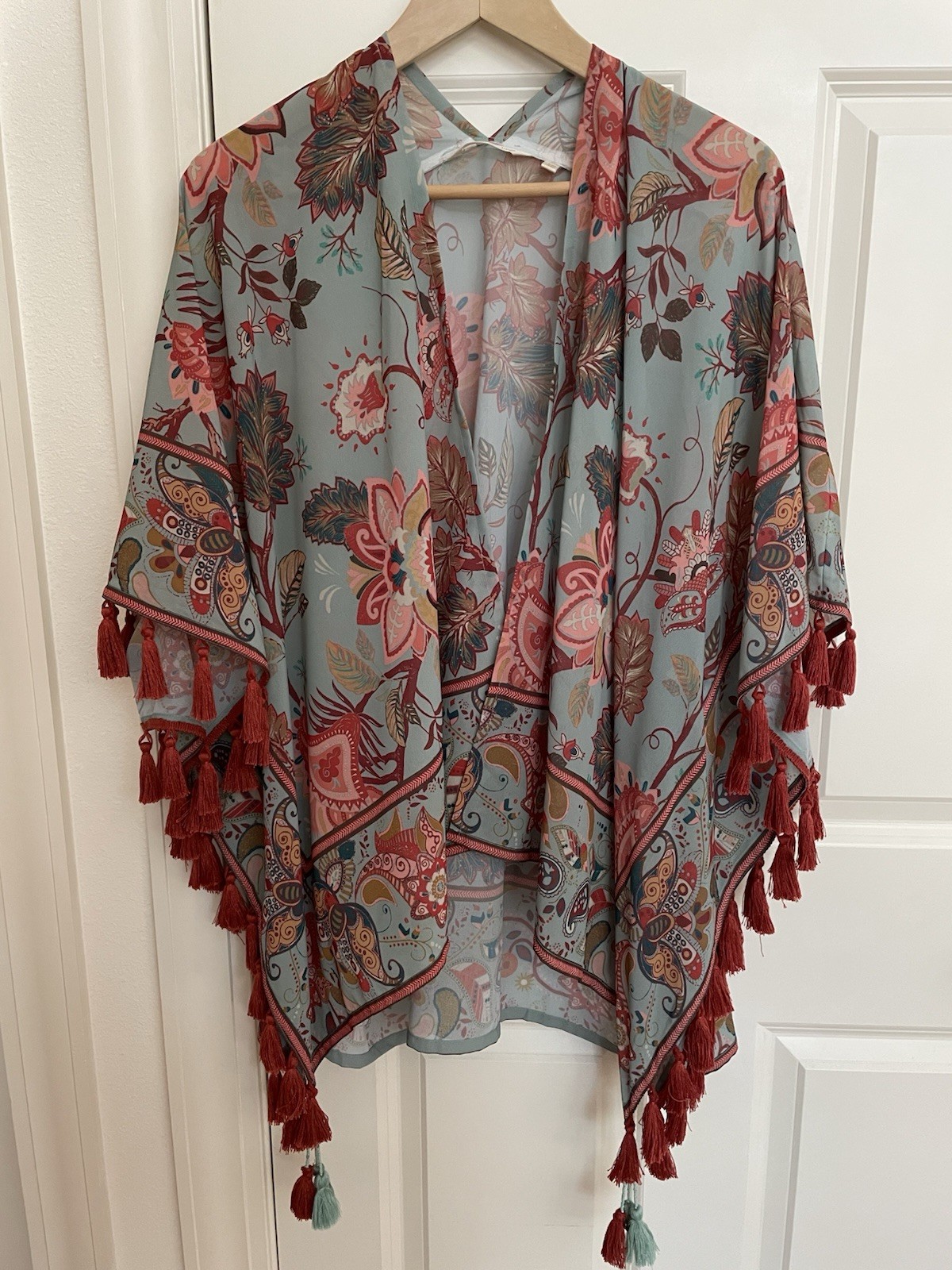 Soft Surroundings Womens Open Cardigan Poncho Sz S/M Tassels Boho Elegant Shawl