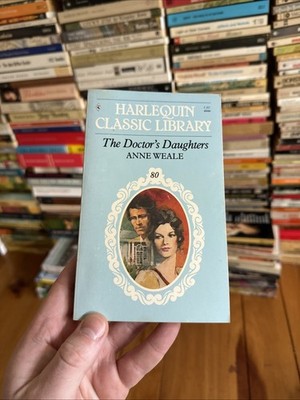 THE DOCTOR'S DAUGHTERS By Anne Weale MV