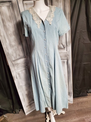 Vtg Allison Gray denim Mini dress 12 Petite button Lace Collar 80s 90s modest