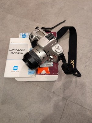 Minolta Dynax 404si Spiegelreflexkamera mit 35-80mm Objektiv