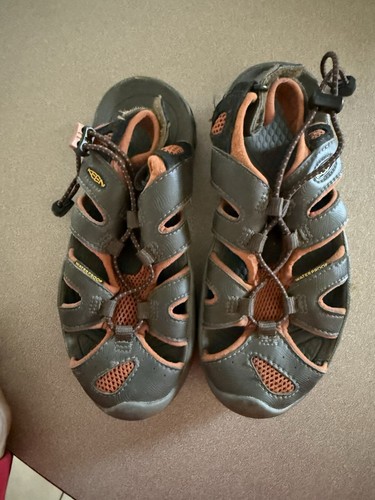 Keen Newport H2 Sport Sandal Brown Orange Waterproof Round Toe Little Kids sz 2 - Picture 1 of 5