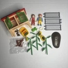 Playmobil 3075 Bunny Hutch Rabbits Boy & Girl Sunflowers Almost Complete Vintage