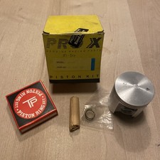Kit Pistoni Performance Pro X Suzuki RM125 1981-1984. 01.3202.125 NOS