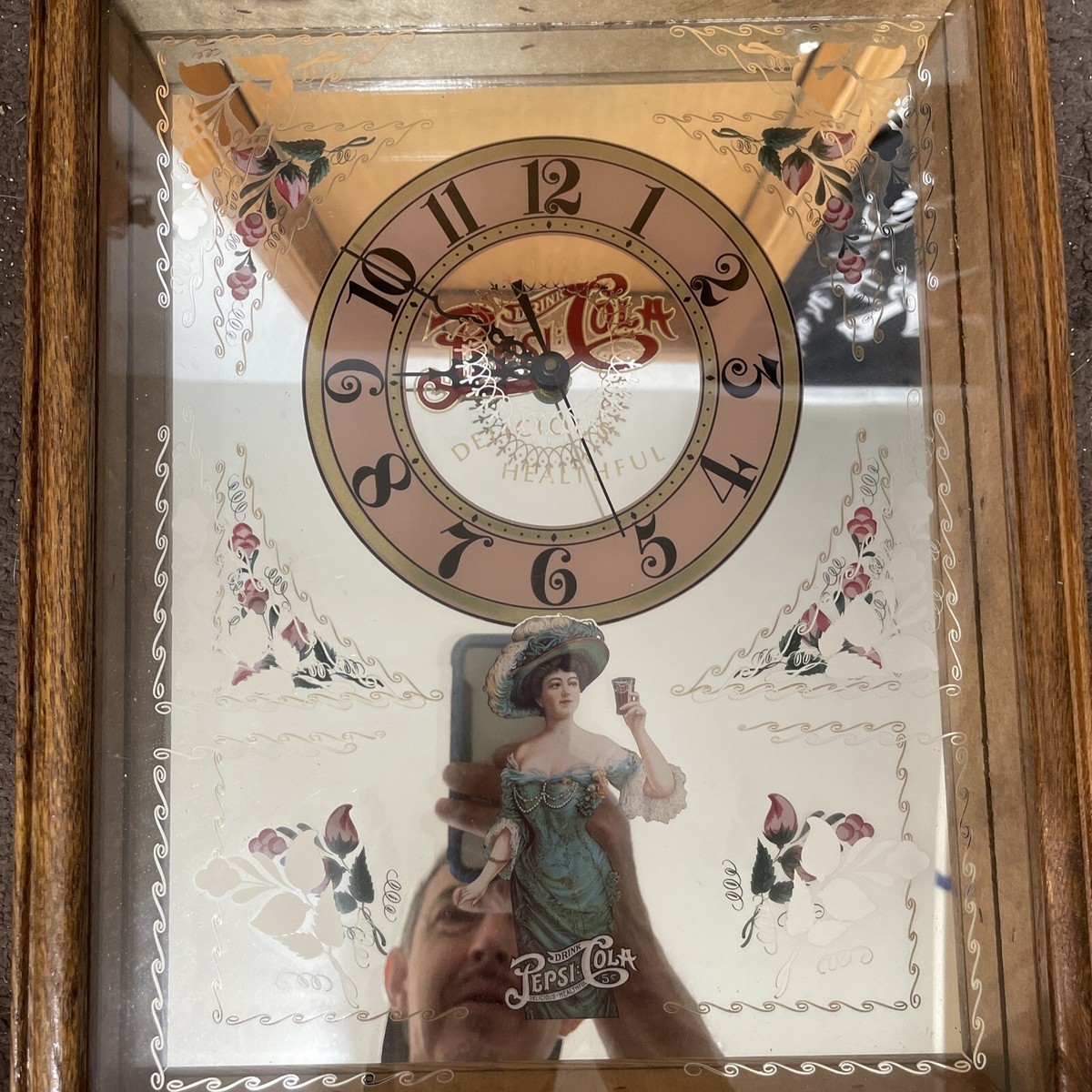 RARE PEPSI COLA Pub Mirror Clock 3D Affect three layers of glass