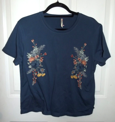 マーク CATERPILLAR CAT Ladies CAT Caterpillar-Womens T-Shirt Embroidered Flower Design Small B74